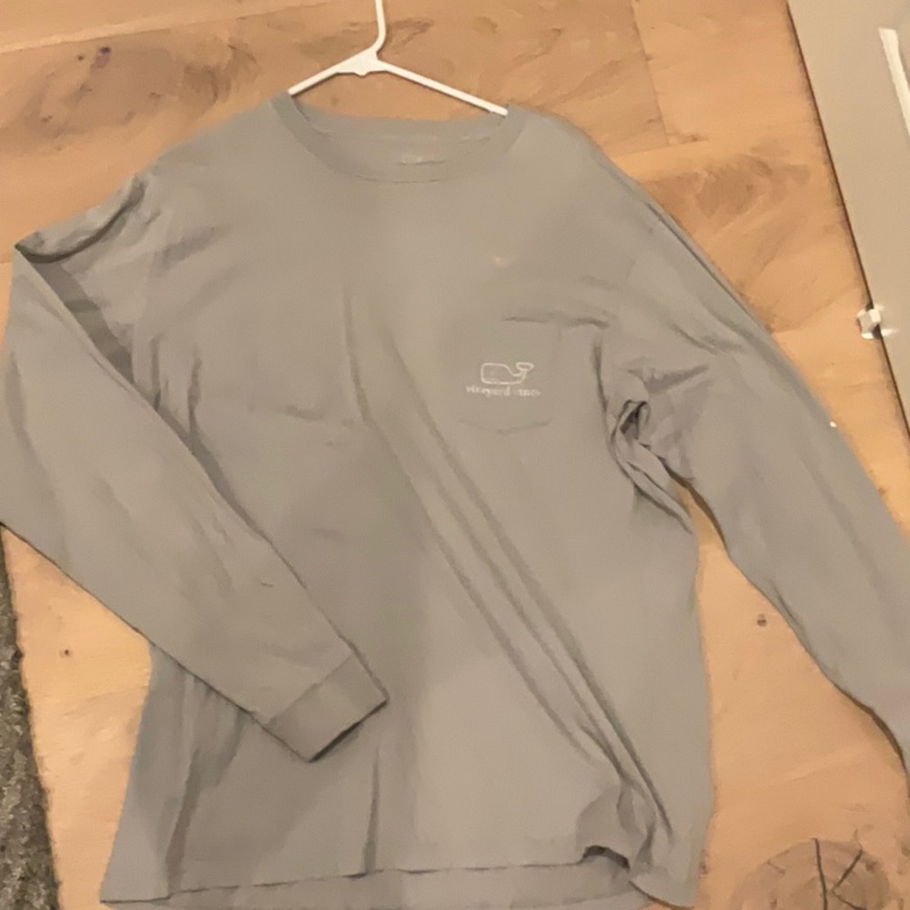 Vineyard vines long sleeve tshirt